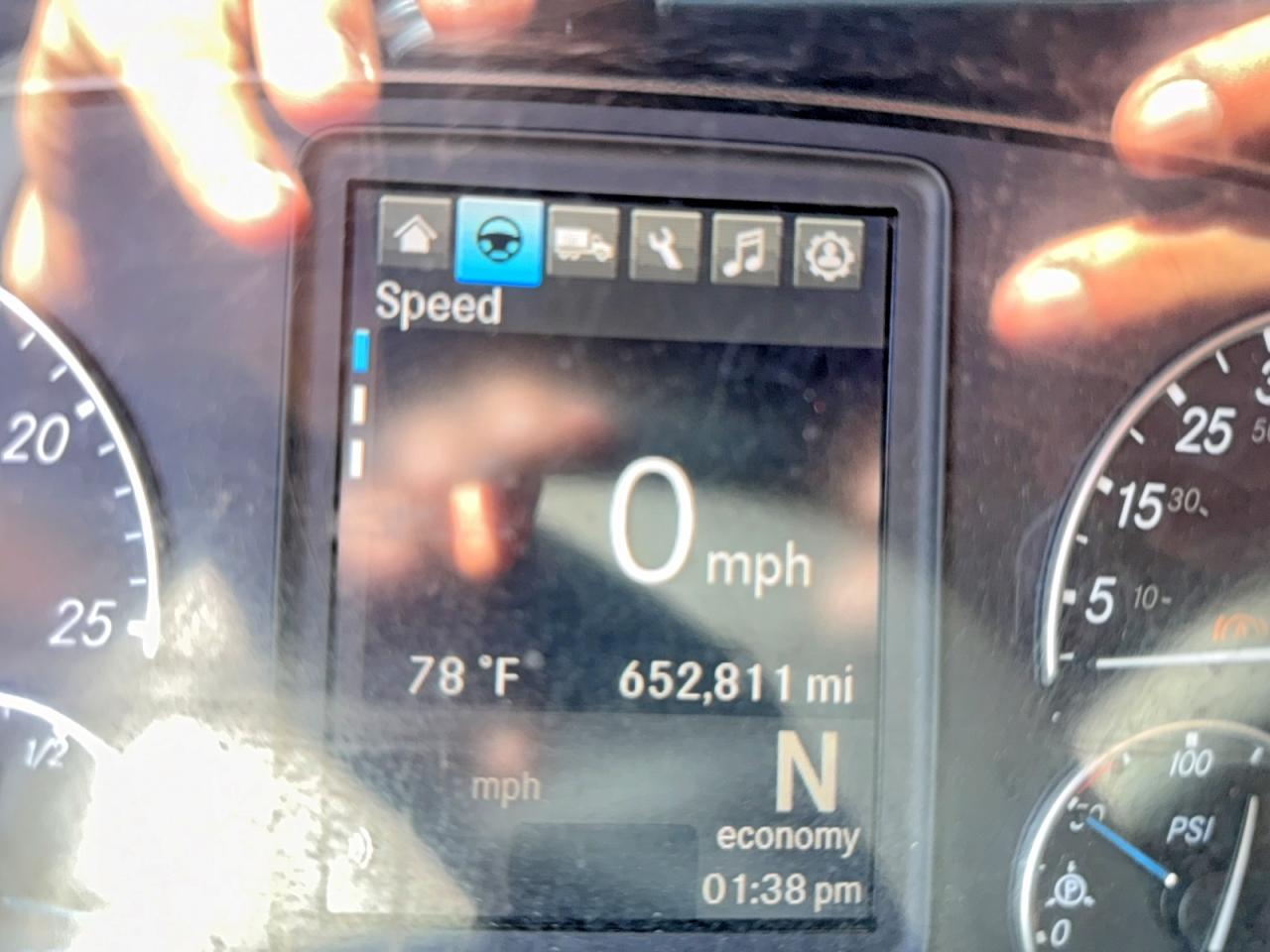 2019 FREIGHTLINER All other VIN 3AKJHHDR2KSKD7619 photo 8