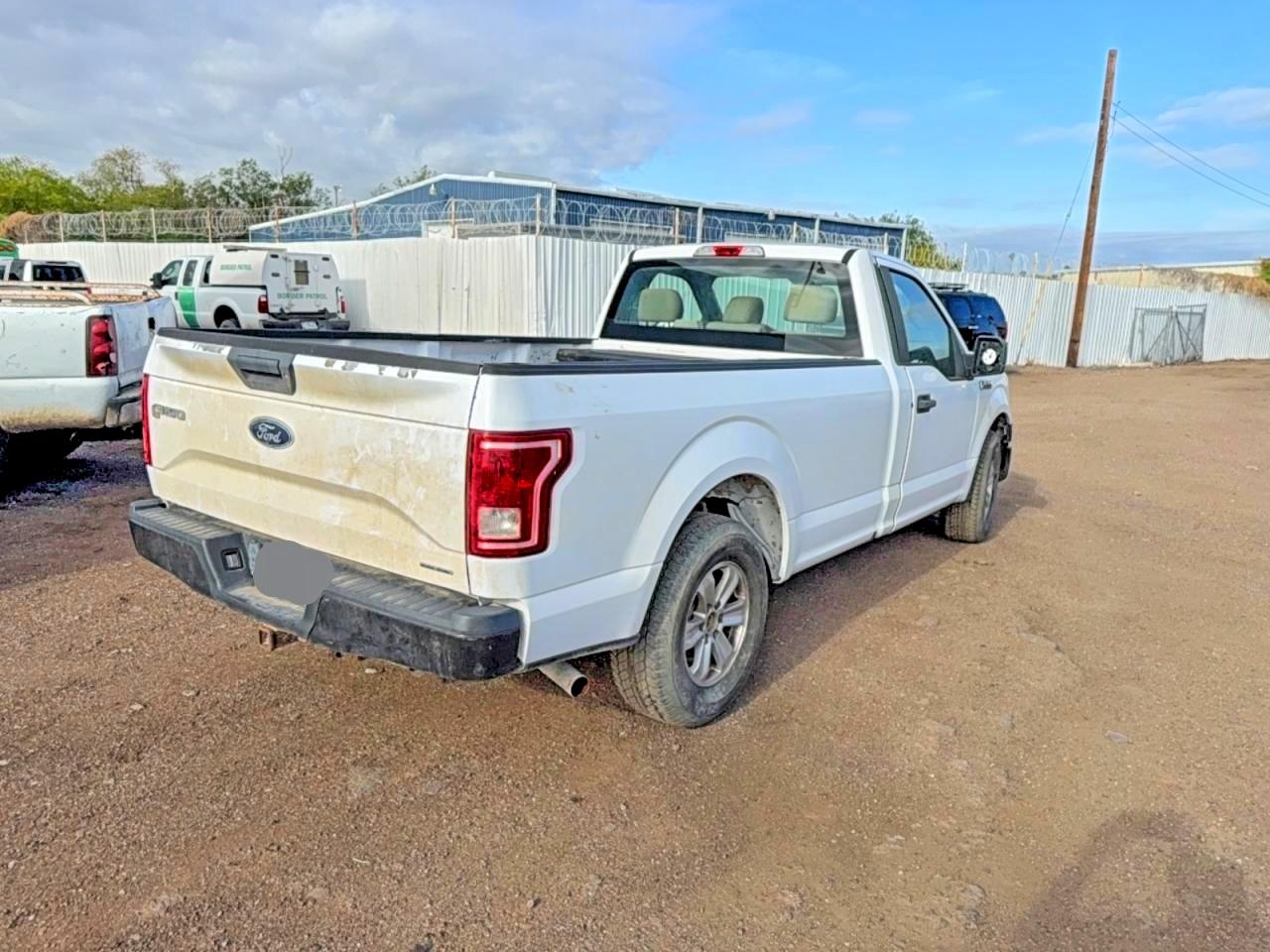 2016 Ford All models VIN 1FTMF1C84GKF79838 photo 4