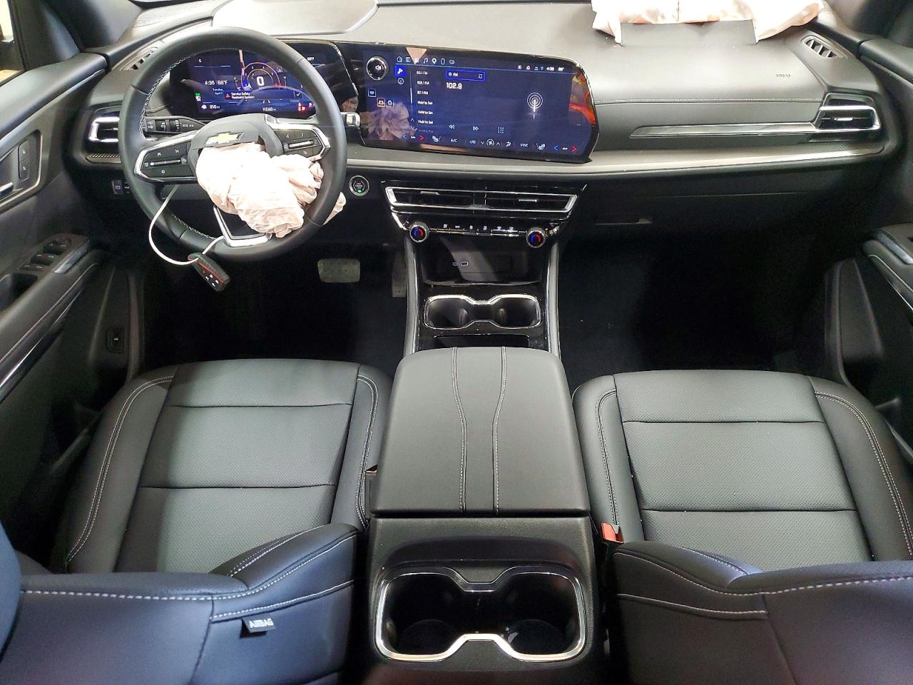 2025 Chevrolet Traverse VIN 1GNERGRS0SJ256197 photo 8