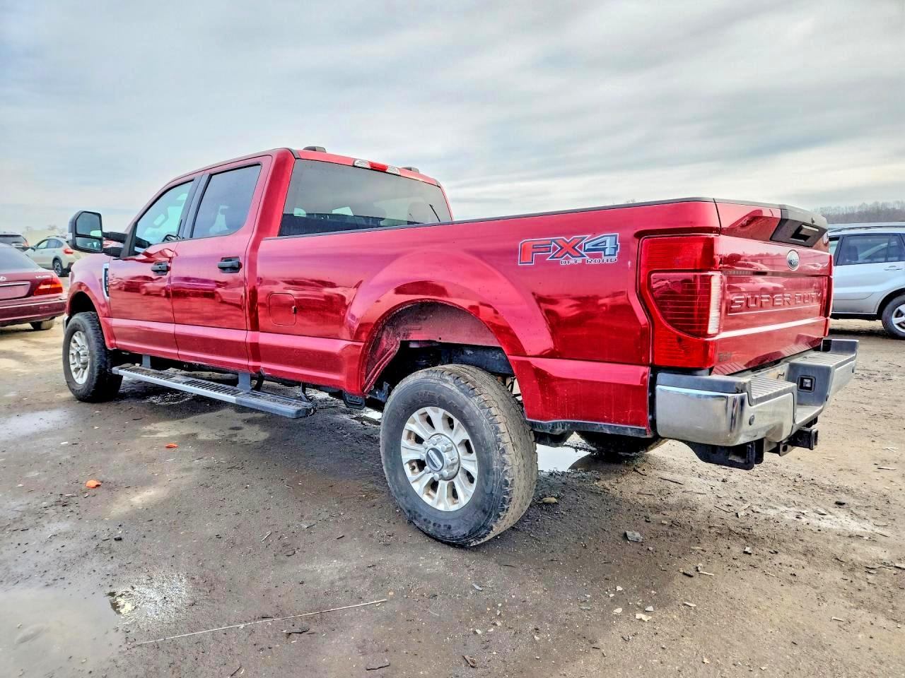 2022 Ford F350 VIN 1FT8W3BN0NEC57469 photo 2