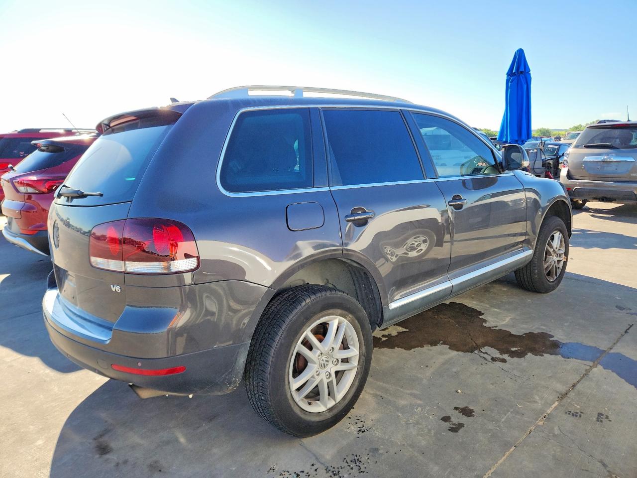 2008 Volkswagen Touareg VIN WVGBE77L88D026168 photo 3