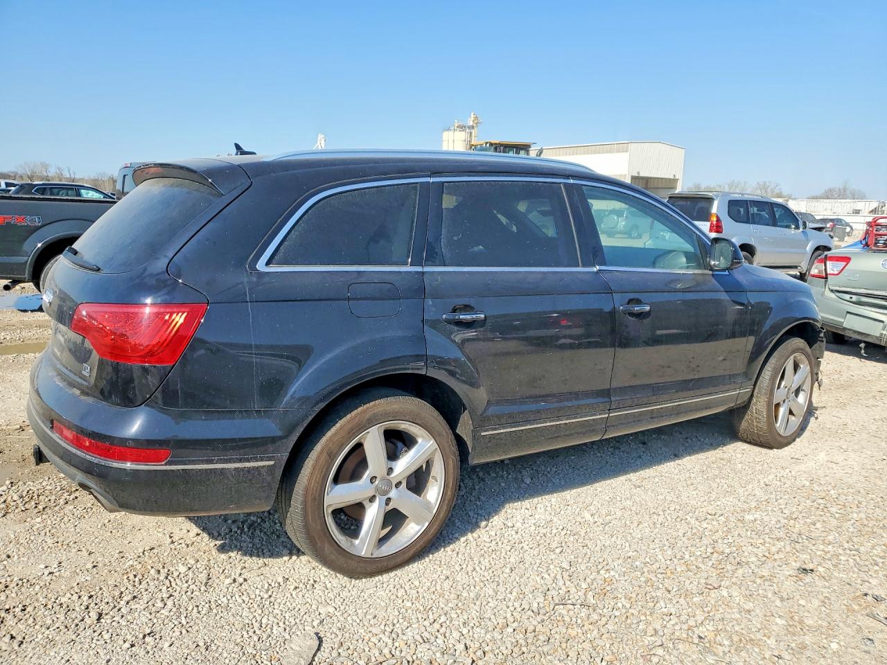 2012 Audi Q7 VIN WA1VMAFE9CD007443 photo 3