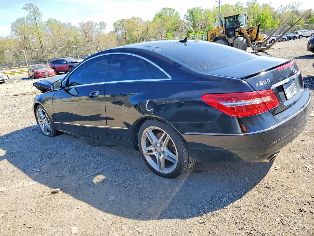2013 Mercedes-Benz E-class VIN WDDKJ8JB8DF211671 photo 2