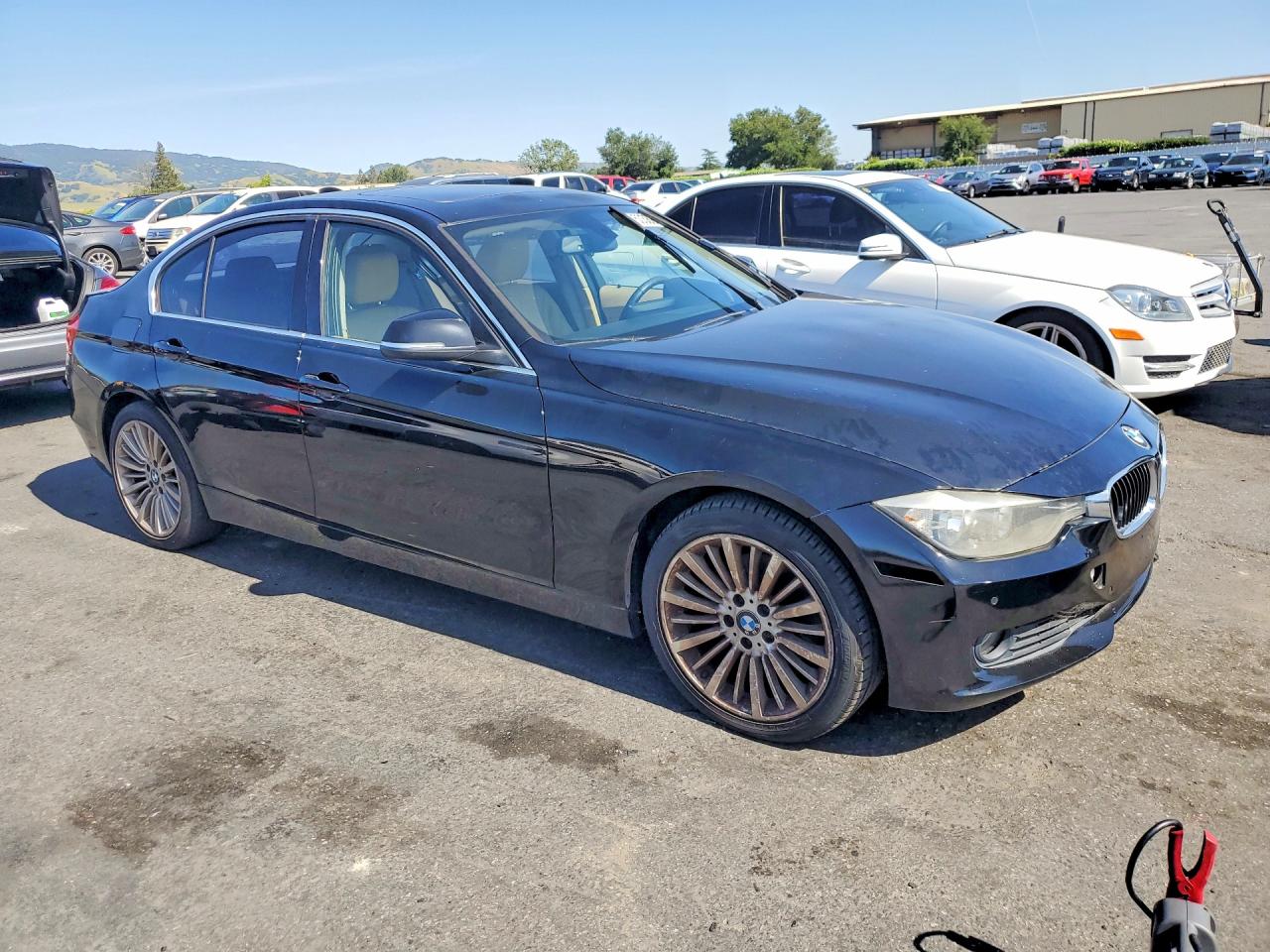 2012 BMW 3 series VIN WBA3C1C58CF431377 photo 4