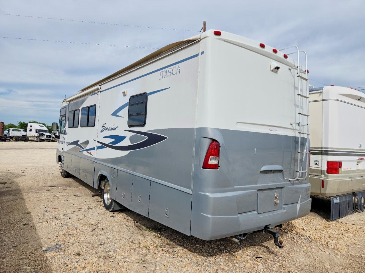 2004 ITASCO All other VIN 5B4MP67GX43380168 photo 3