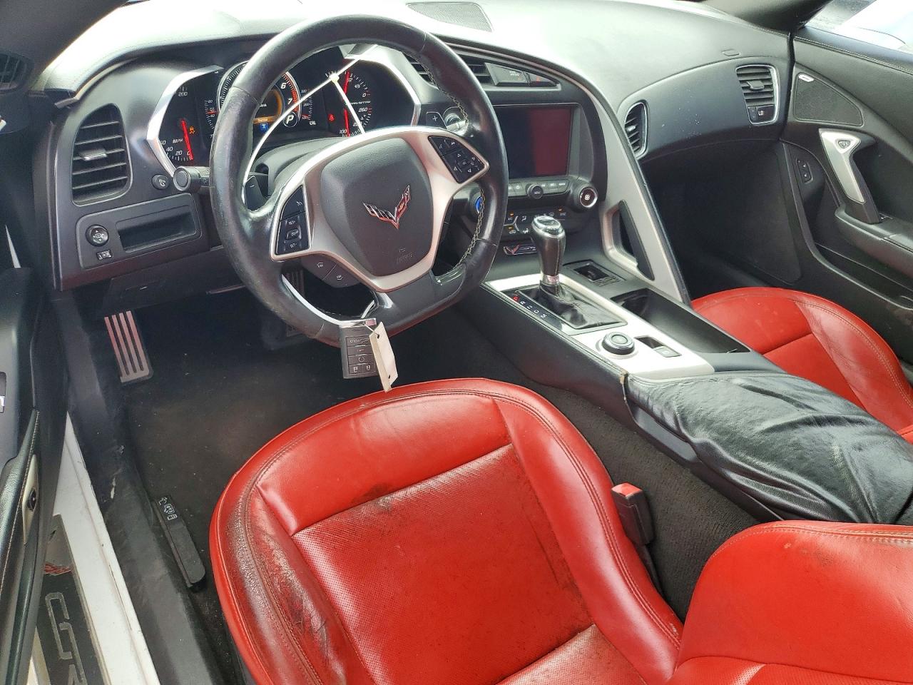 2019 Chevrolet Corvette VIN 1G1YB2D73K5117828 photo 8