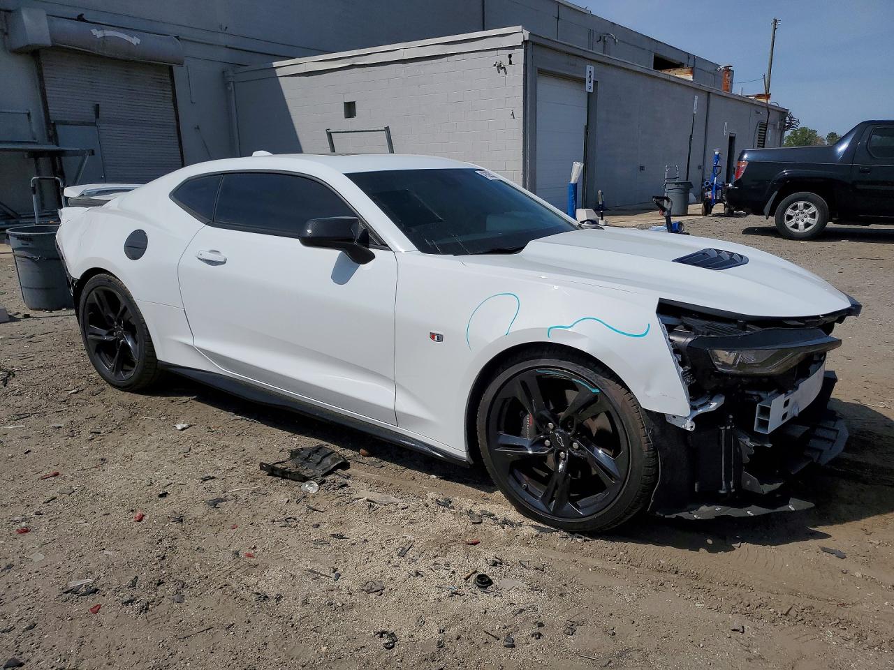 2023 Chevrolet Camaro VIN 1G1FH1R75P0143196 photo 4