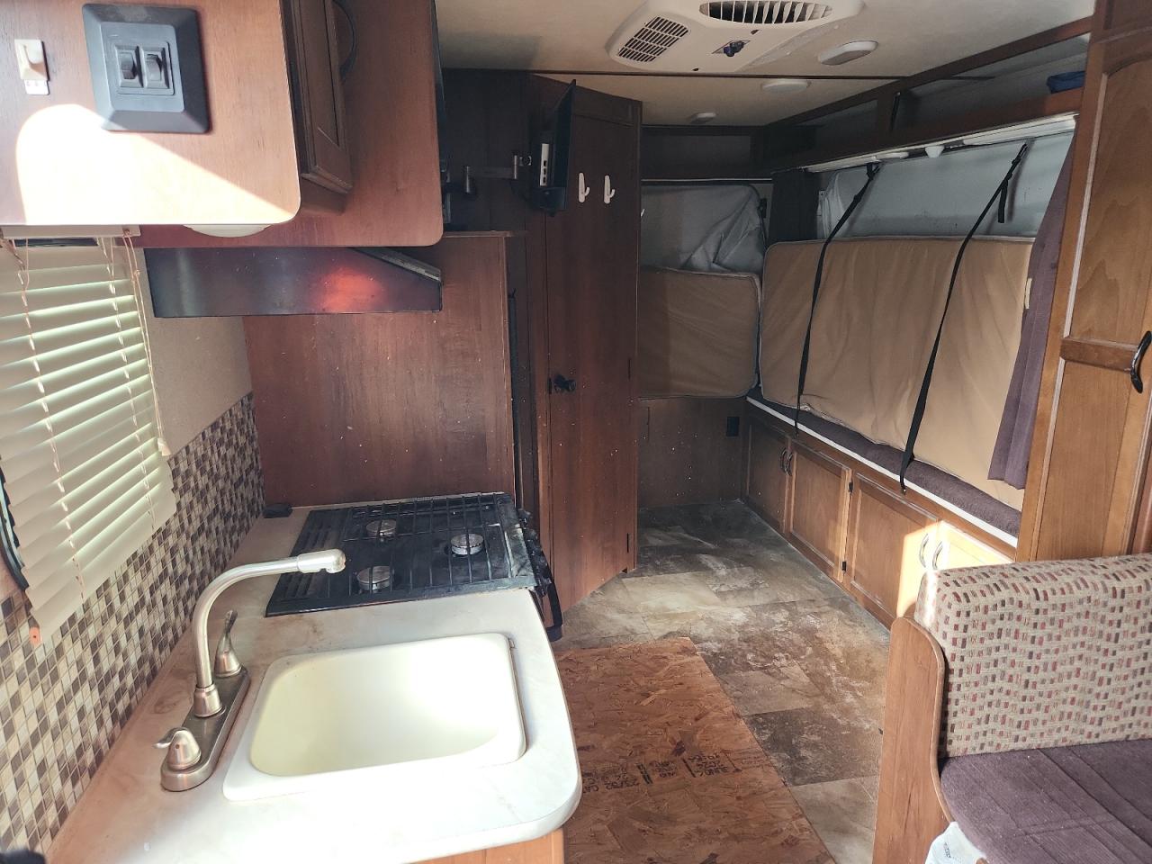 2015 JAYCO All models VIN 1UJBJHBJ1F1JD0197 photo 6