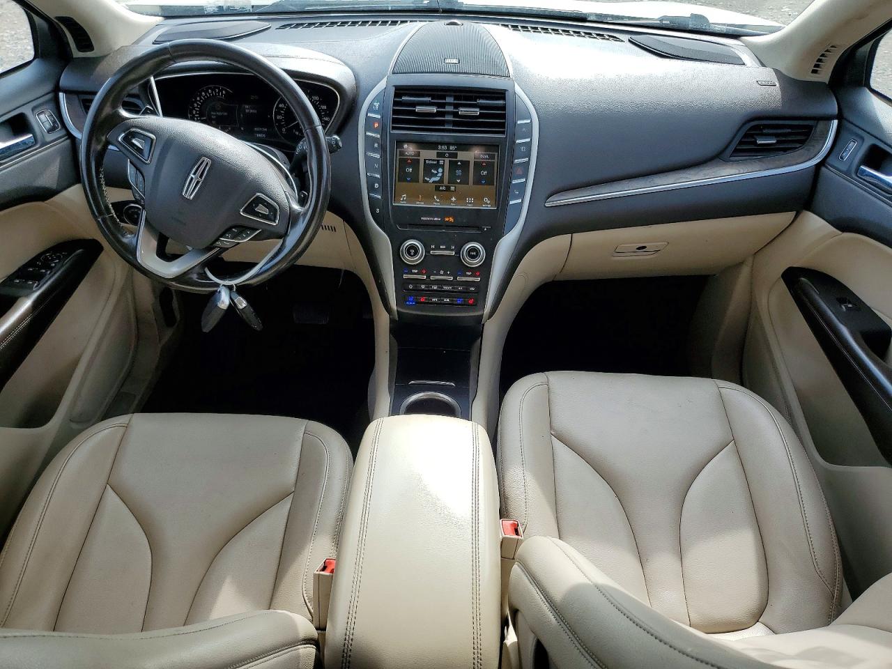 2018 Lincoln Mkc VIN 5LMCJ3C96JUL18679 photo 8