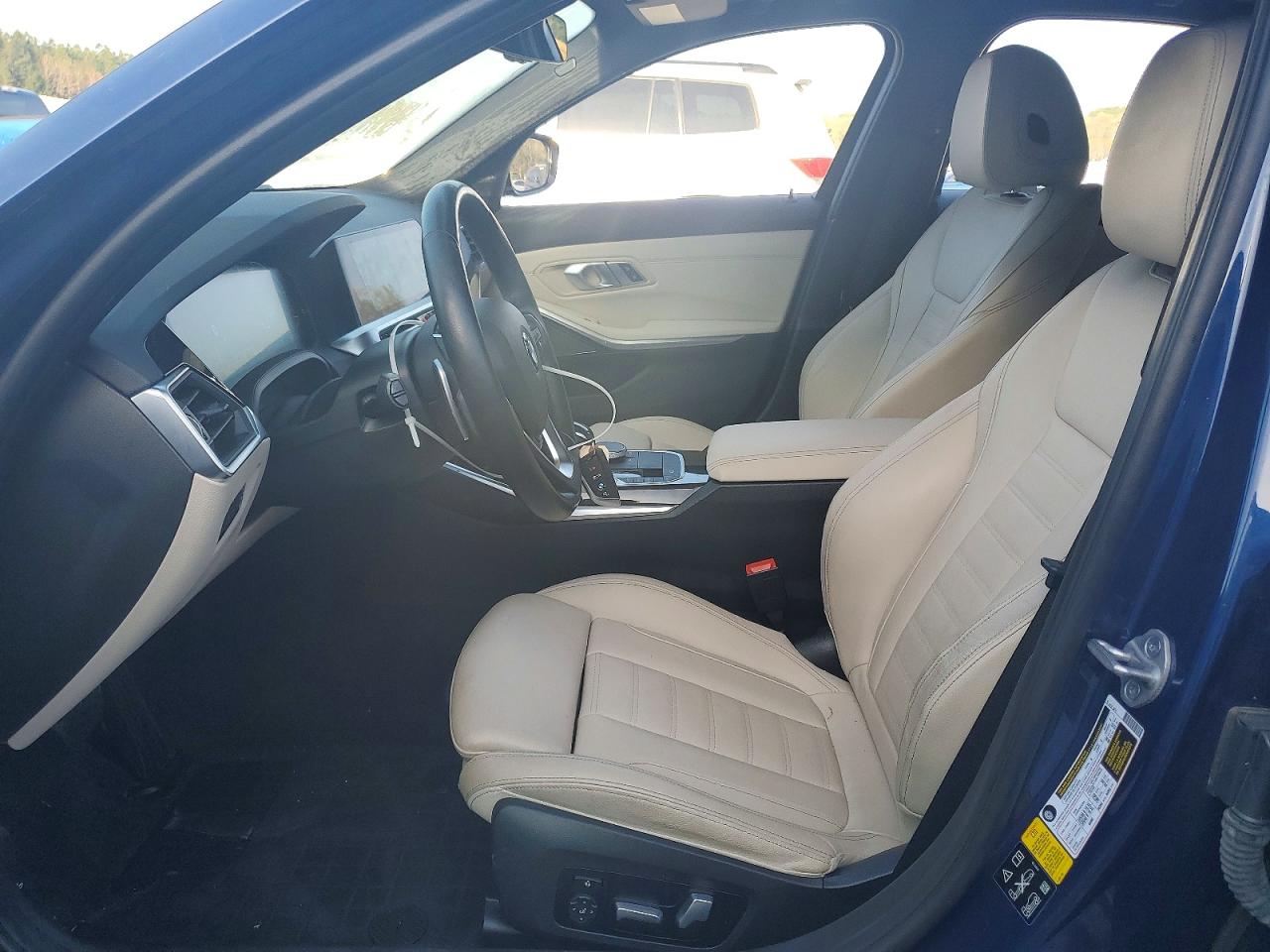 2021 BMW 3 series VIN 3MW5R7J05M8C06569 photo 7