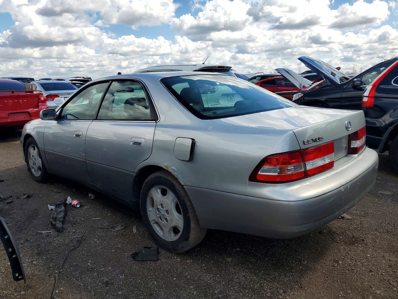 2000 Lexus Es300 VIN JT8BF28G0Y5096262 photo 2