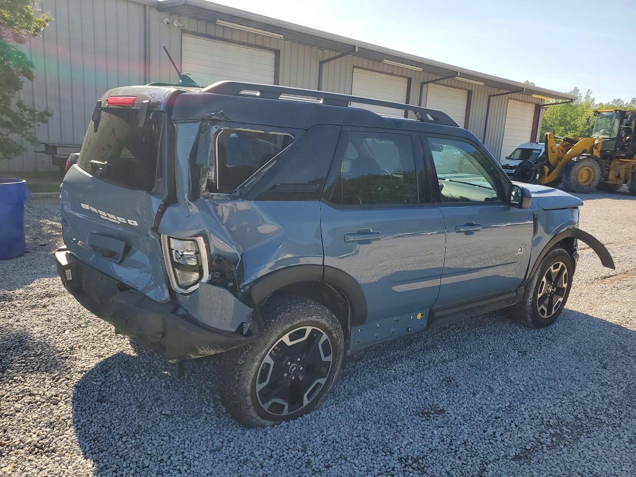 2024 Ford Bronco VIN 3FMCR9C61RRF67379 photo 3