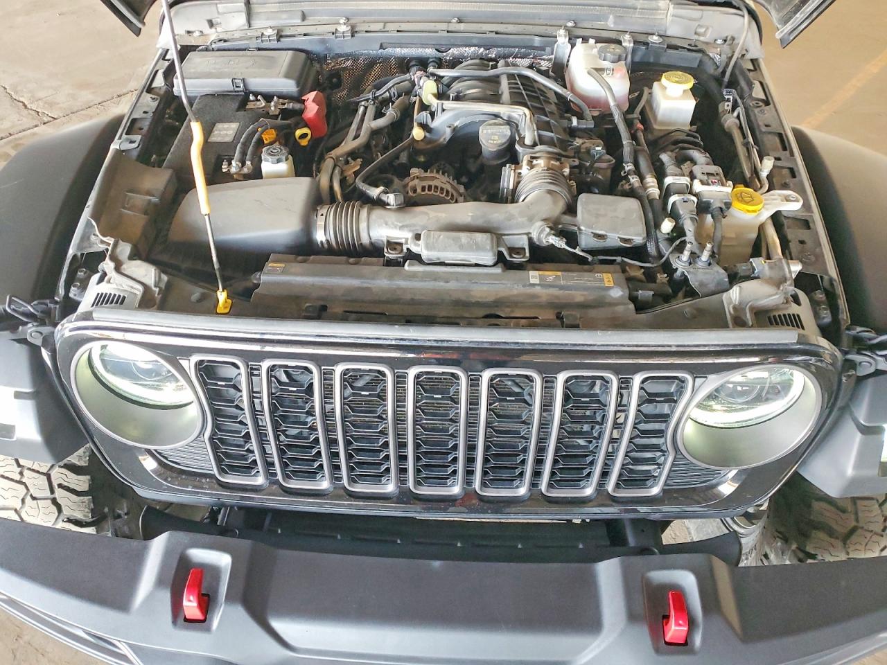 2024 Jeep Gladiator VIN 1C6JJTBG8RL118202 photo 11