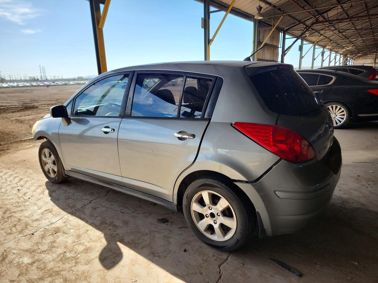 2007 Nissan Versa VIN 3N1BC13EX7L368554 photo 2