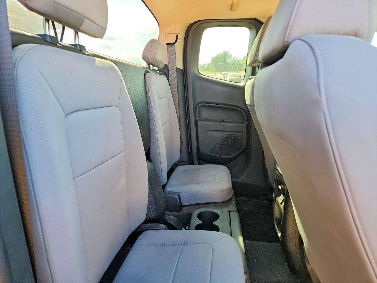 2020 Chevrolet Colorado VIN 1GCHSBEA8L1113378 photo 10