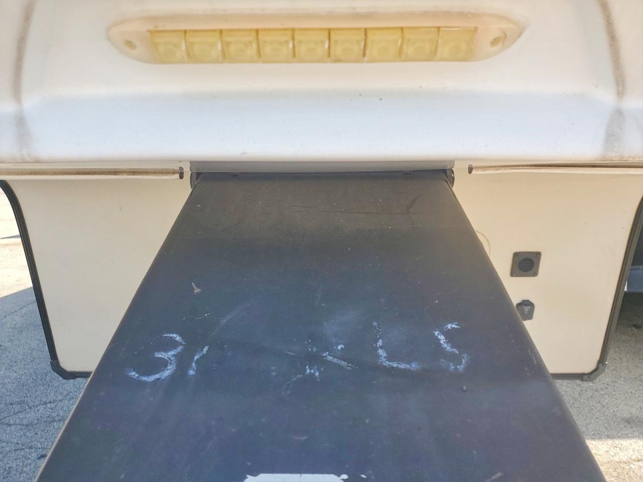2017 GRAND Reflection VIN 573FR3320H3311056 photo 8