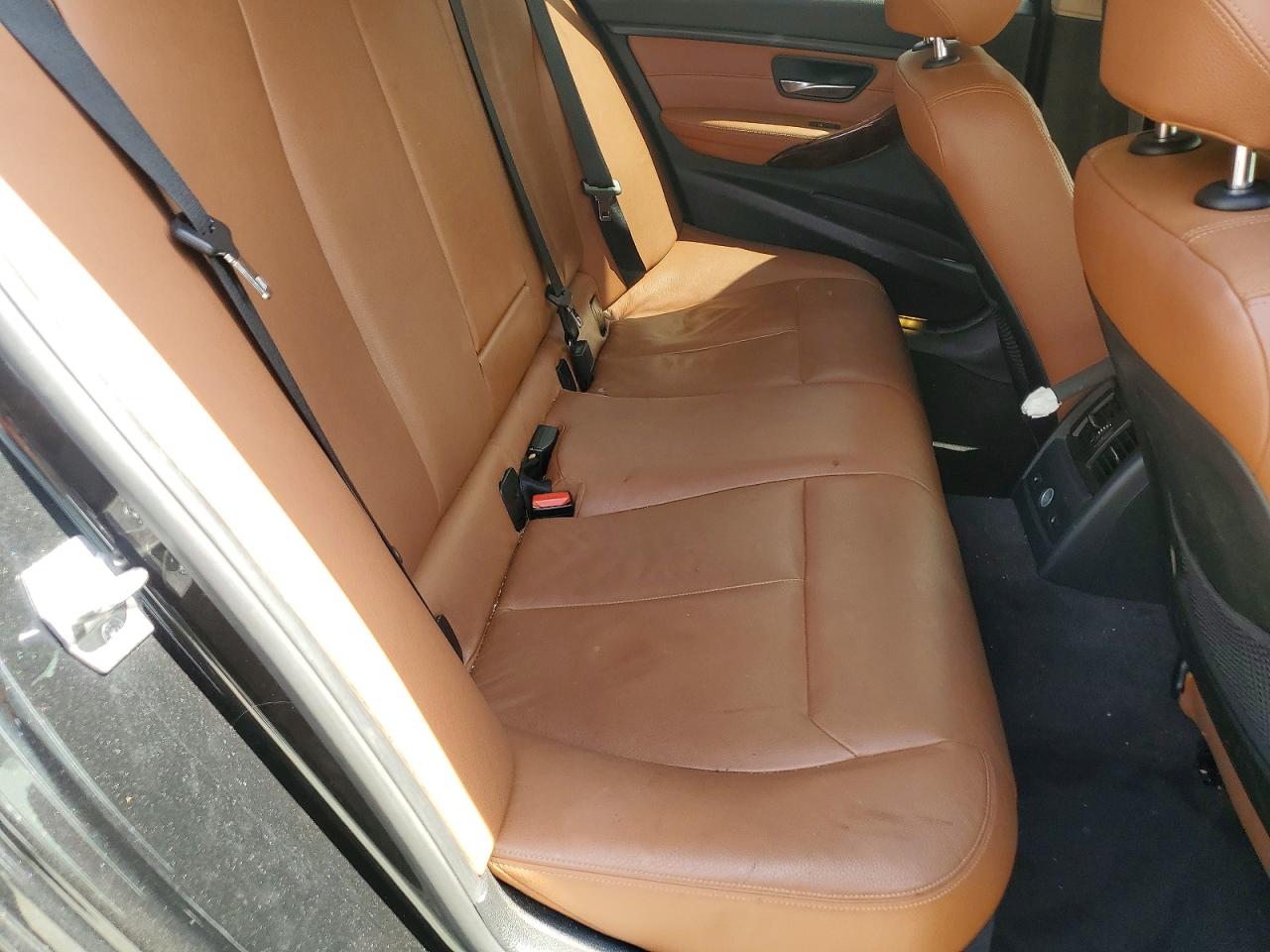 2013 BMW 3 series VIN WBA3A5C57DF355259 photo 10