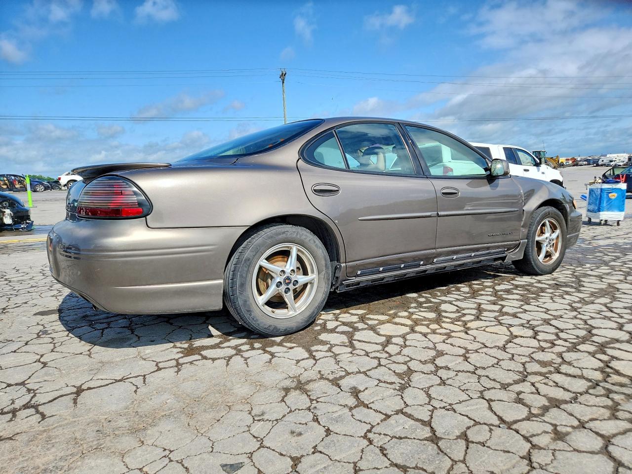 2003 Pontiac Grandprix VIN 1G2WP52K63F129903 photo 3
