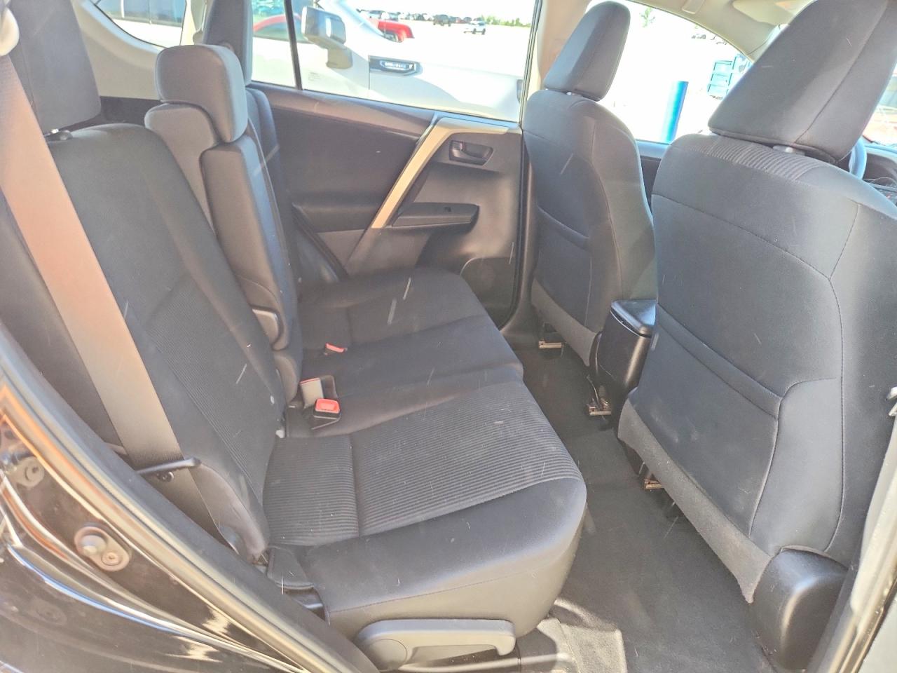 2015 Toyota Rav4 VIN 2T3ZFREV5FW194852 photo 11
