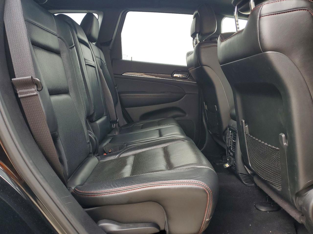 2019 Jeep Cherokee VIN 1C4RJFLG5KC804229 photo 11