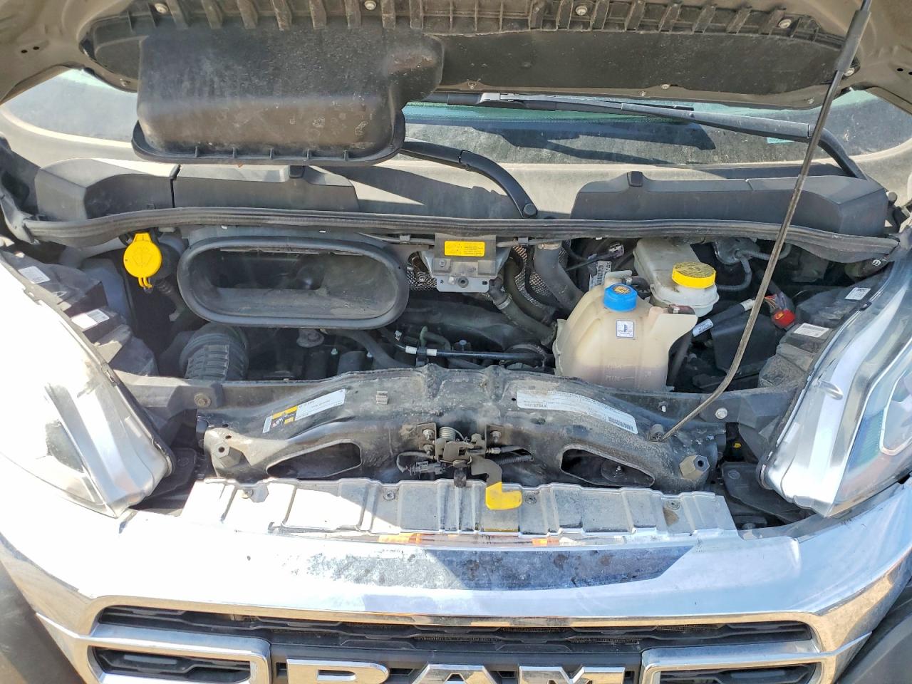 2024 Ram Promaster VIN 3C6LRVDG6RE135325 photo 11