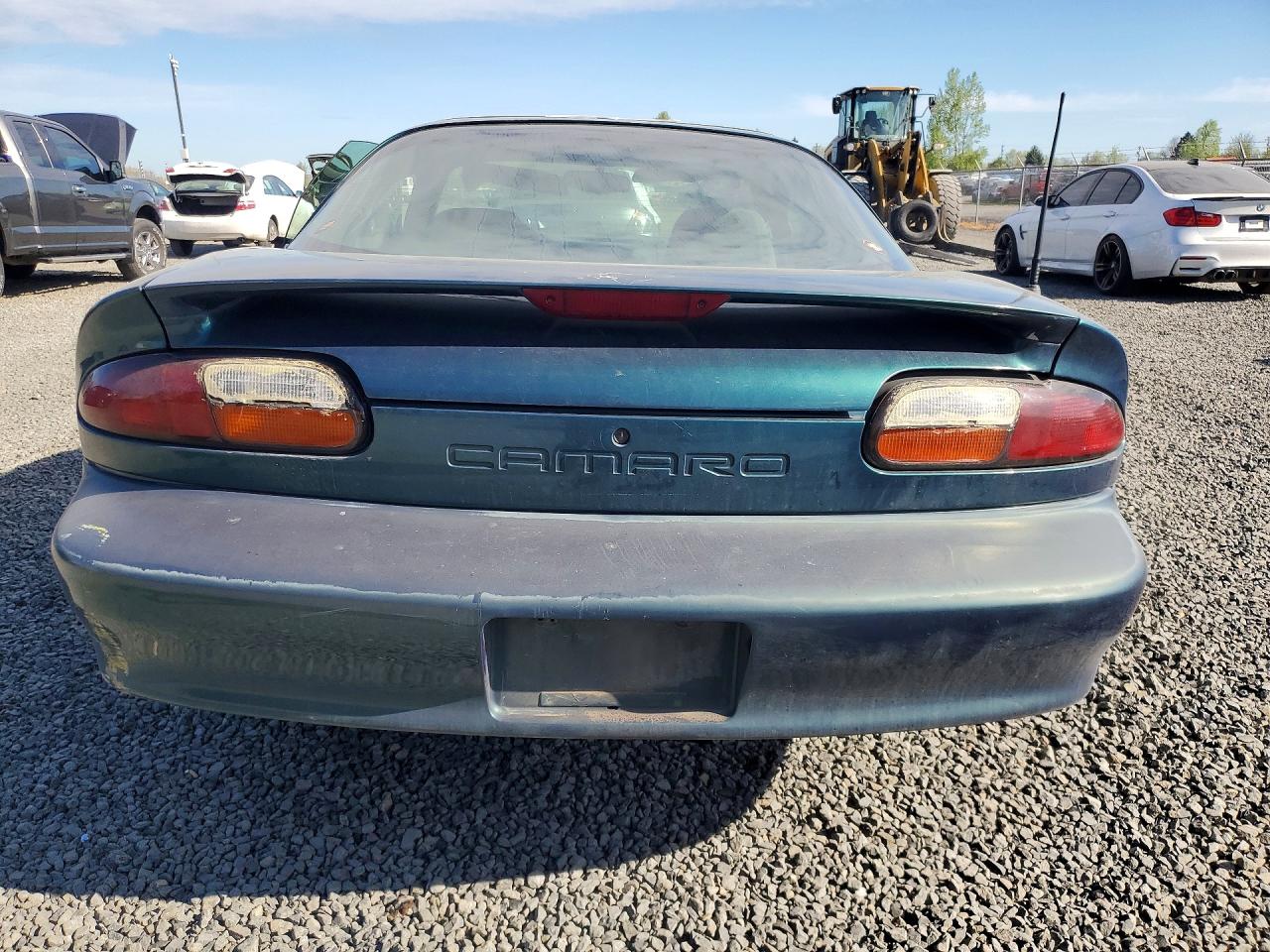 1997 Chevrolet Camaro bas VIN 2G1FP22KXV2122590 photo 6