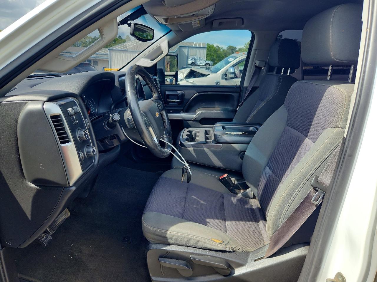 2015 Chevrolet Silverado VIN 1GC1KVE86FF565966 photo 7