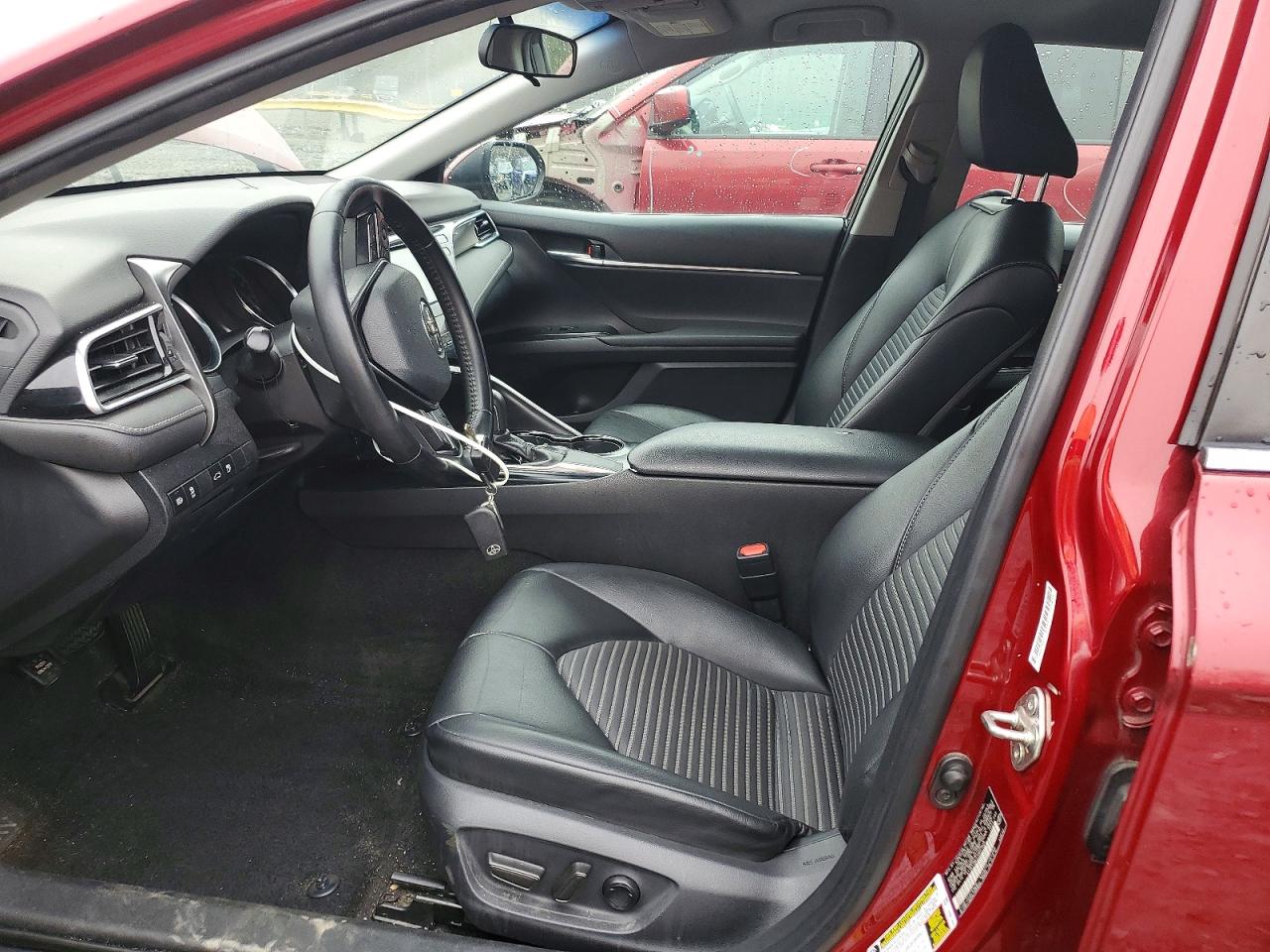 2018 Toyota Camry VIN 4T1B11HK2JU607069 photo 7