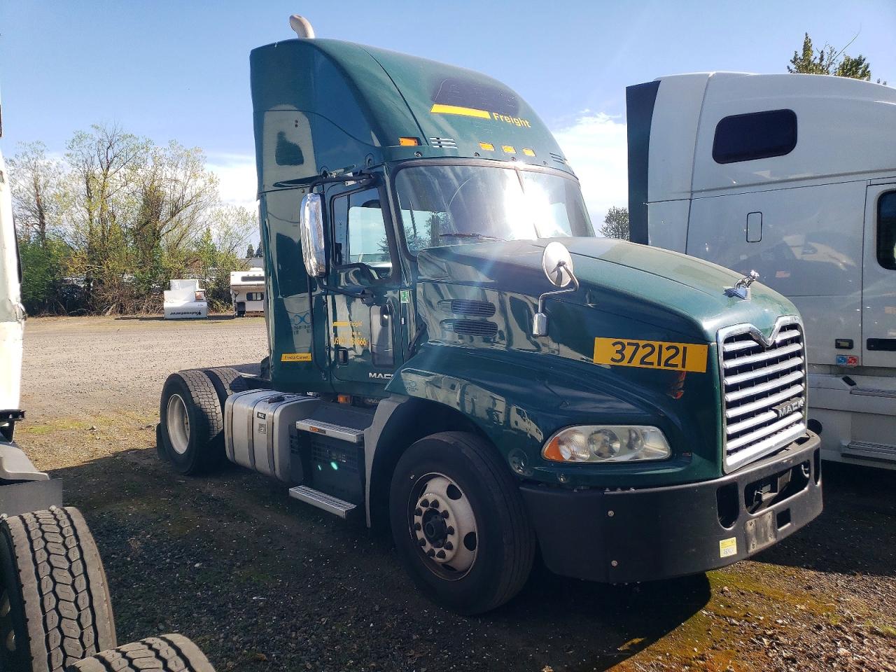 2018 MACK All other VIN 1M1AW01X5JM010452 photo 1