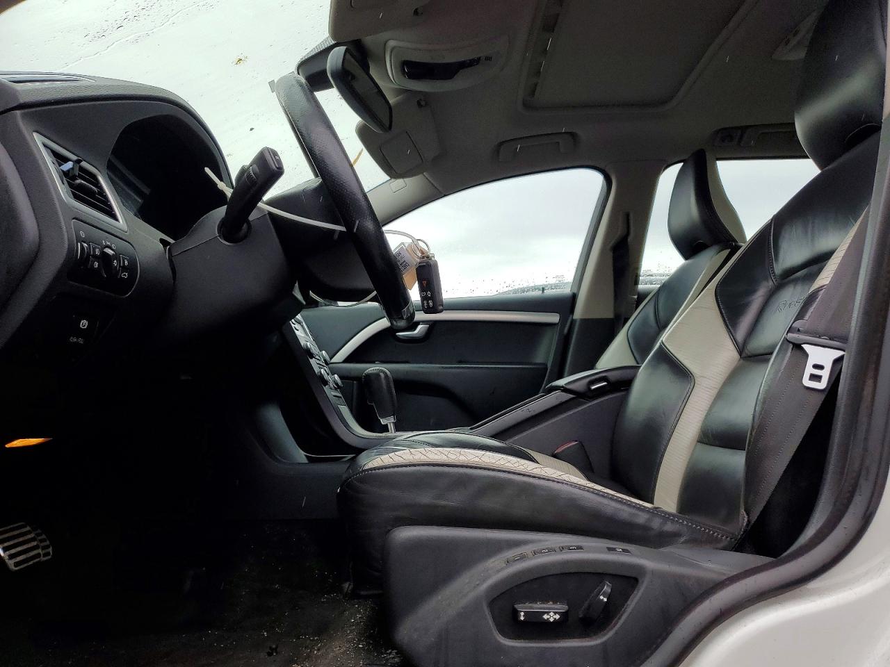 2010 VOLV V70 VIN YV1982BW7A1136239 photo 7