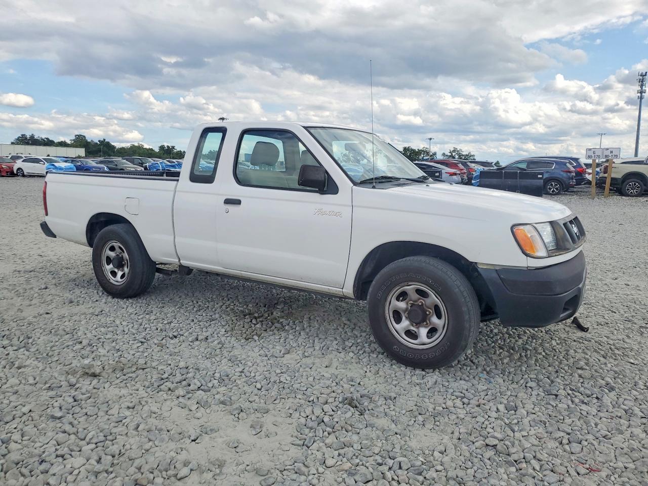 2000 Nissan Frontier VIN 1N6DD26SXYC305104 photo 4