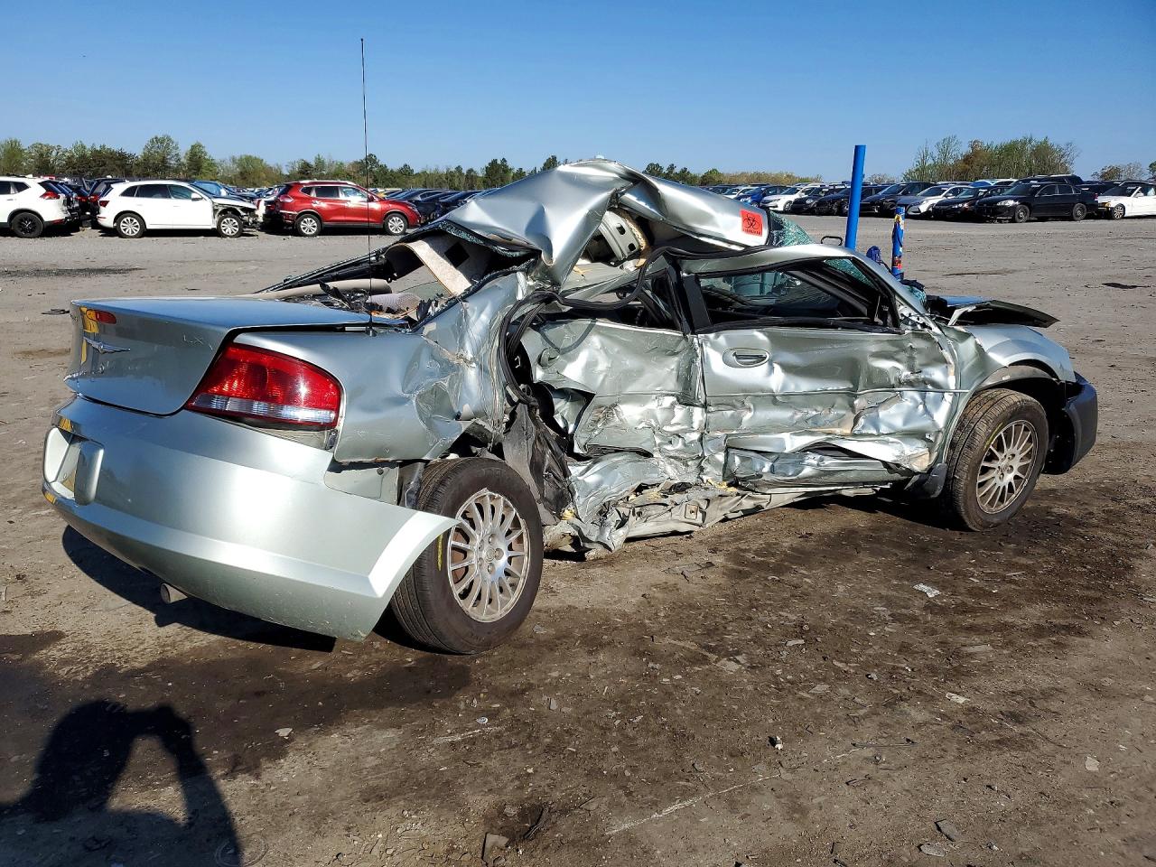 2004 CHRYSLER Sebring VIN 1C3EL46XX4N127182 photo 3