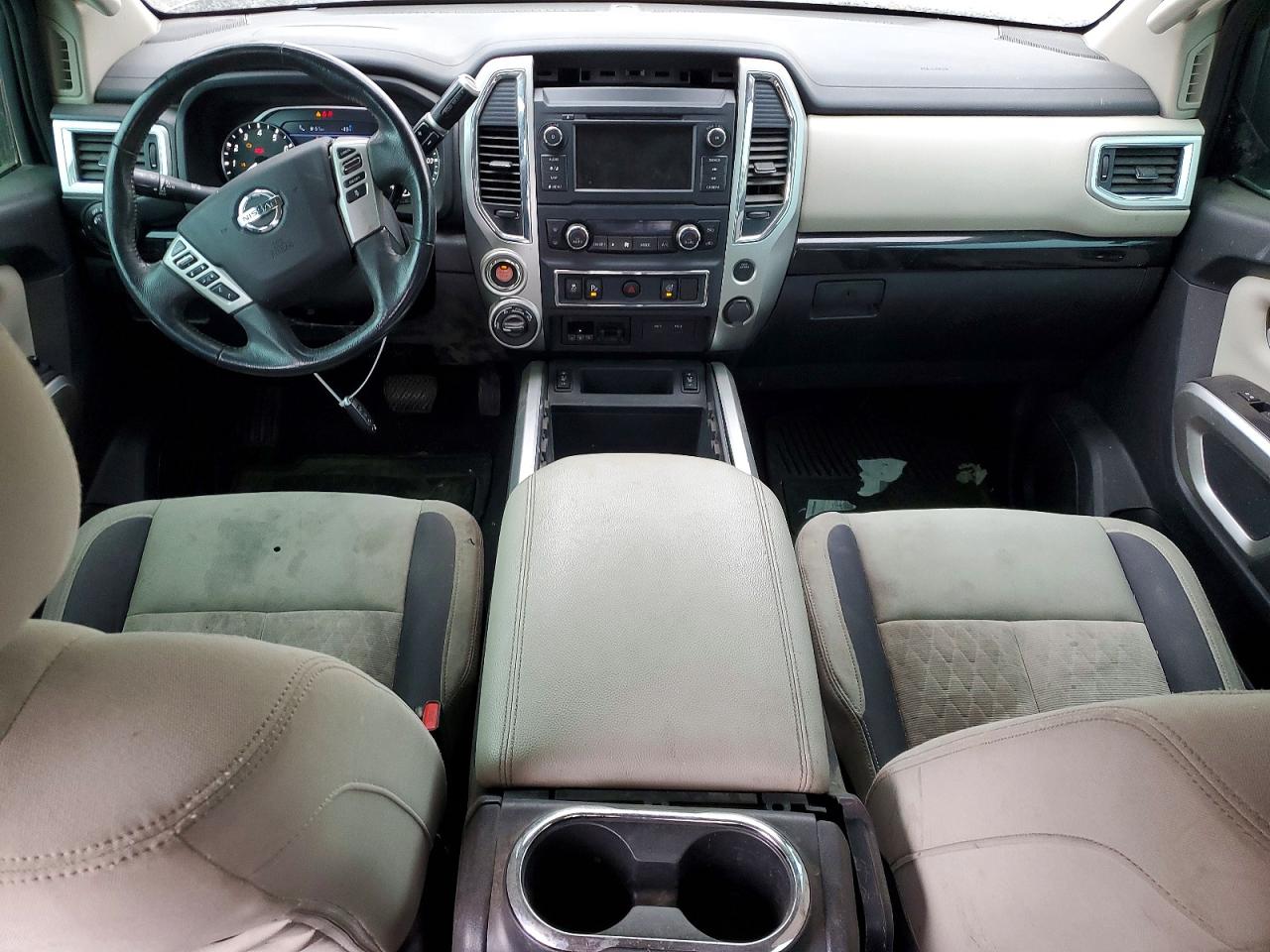 2020 Nissan TITAN VIN 1N6AA1EDXLN502795 photo 8