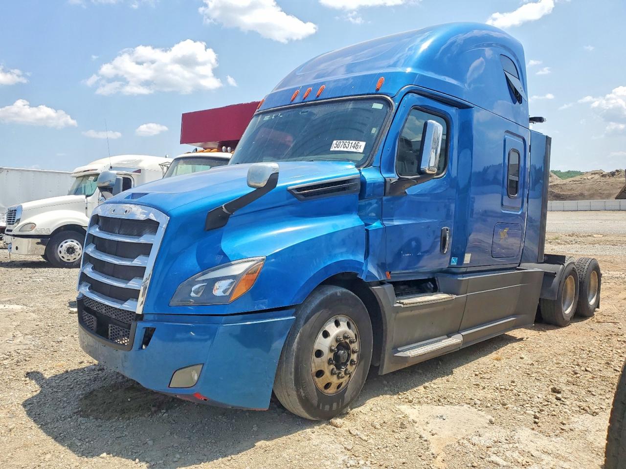 2019 FREIGHTLINER All other VIN 3AKJHHDR6KSKD3301 photo 2