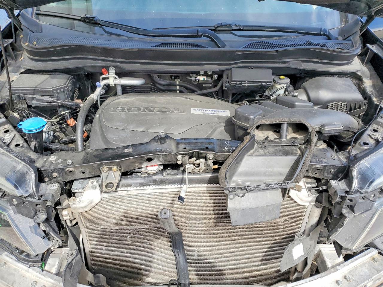 2016 Honda Pilot VIN 5FNYF5H5XGB033341 photo 12