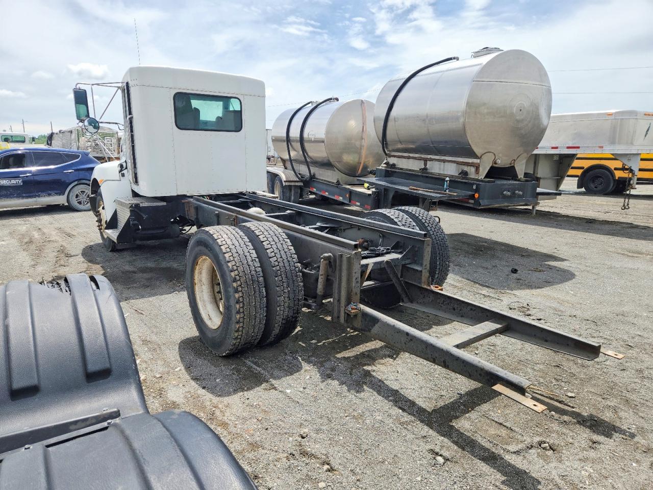 2013 KENWORTH All other VIN 2NKHHM7X2DM338996 photo 3