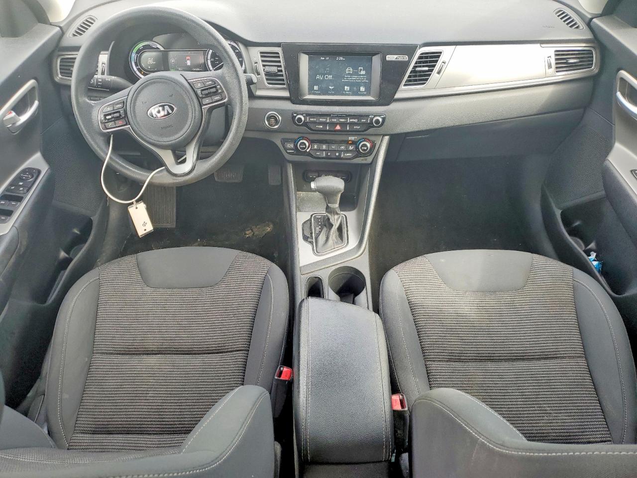2019 Kia Niro VIN KNDCB3LC0K5246132 photo 8