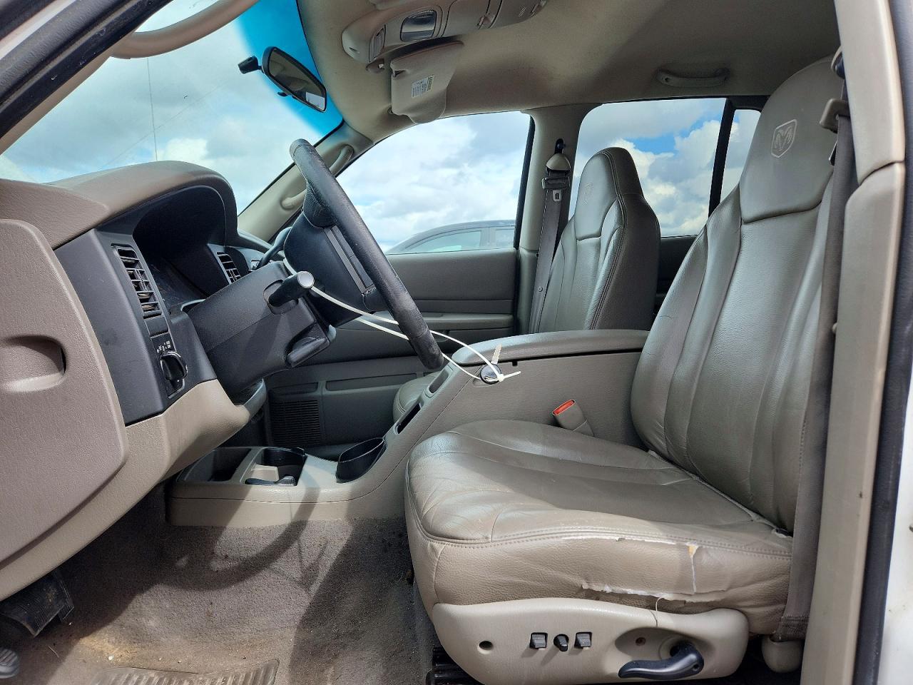 2001 Dodge Dakota VIN 1B7HG2AN01S293408 photo 7