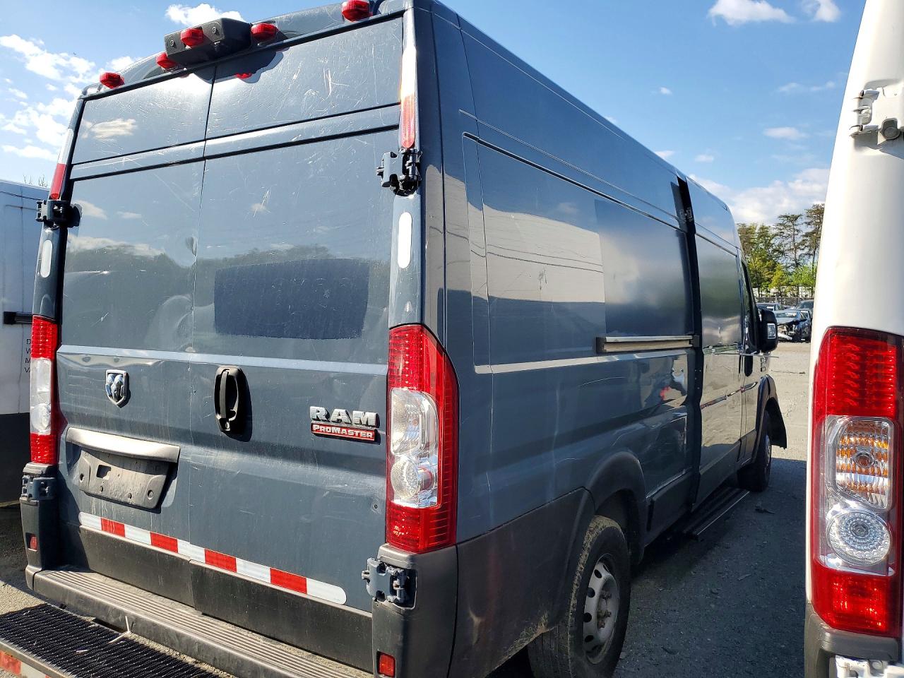 2020 Ram Promaster VIN 3C6URVJG5LE136319 photo 3