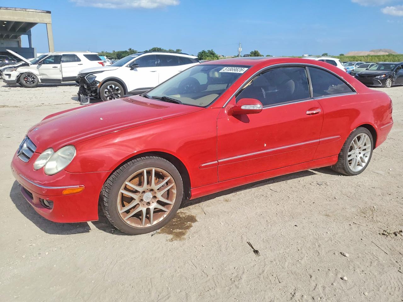 2009 Mercedes-Benz Clk-class VIN WDBTJ56H99F264993 photo 1