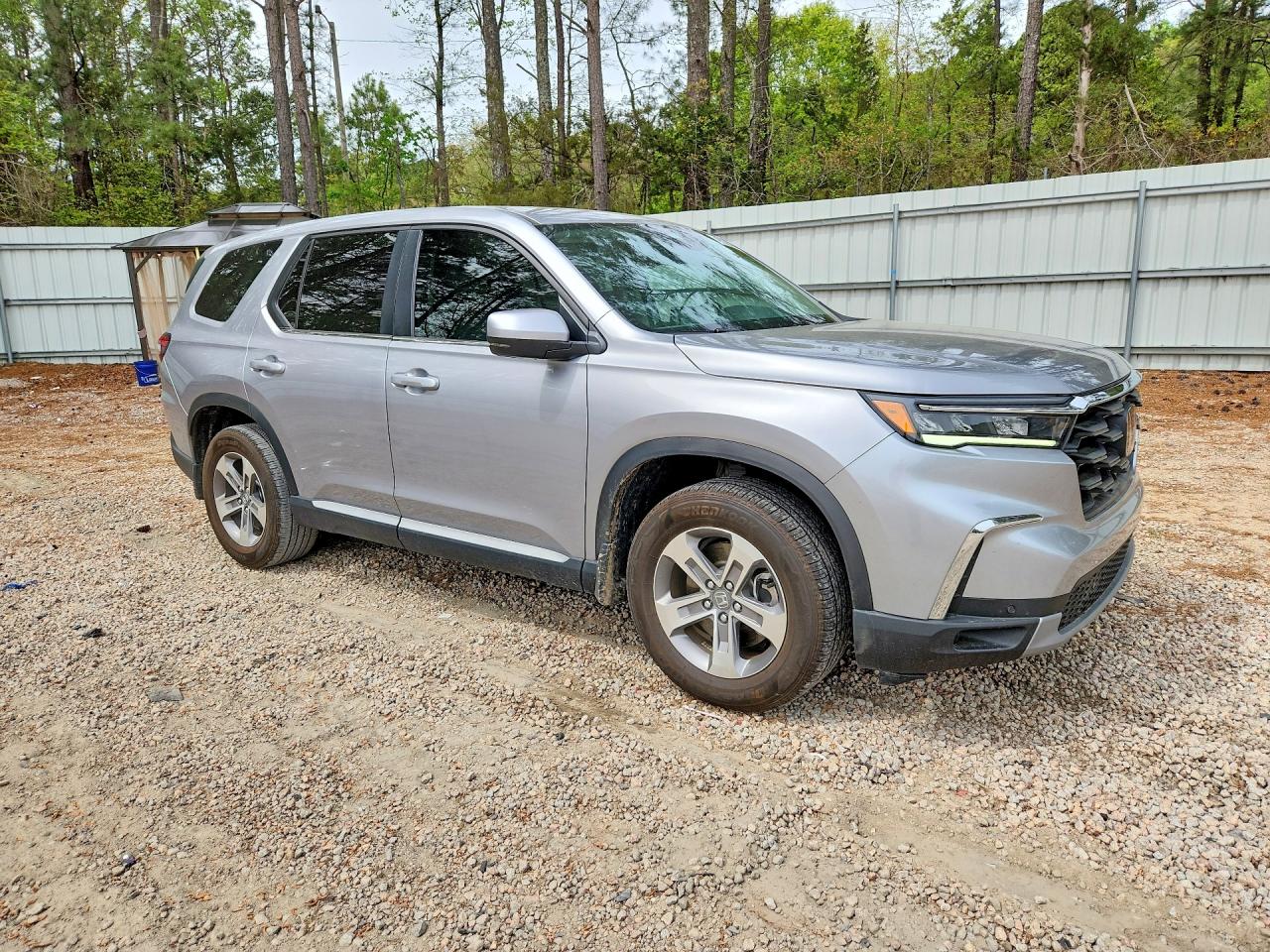 2025 Honda Pilot VIN 5FNYG2H43SB023620 photo 4