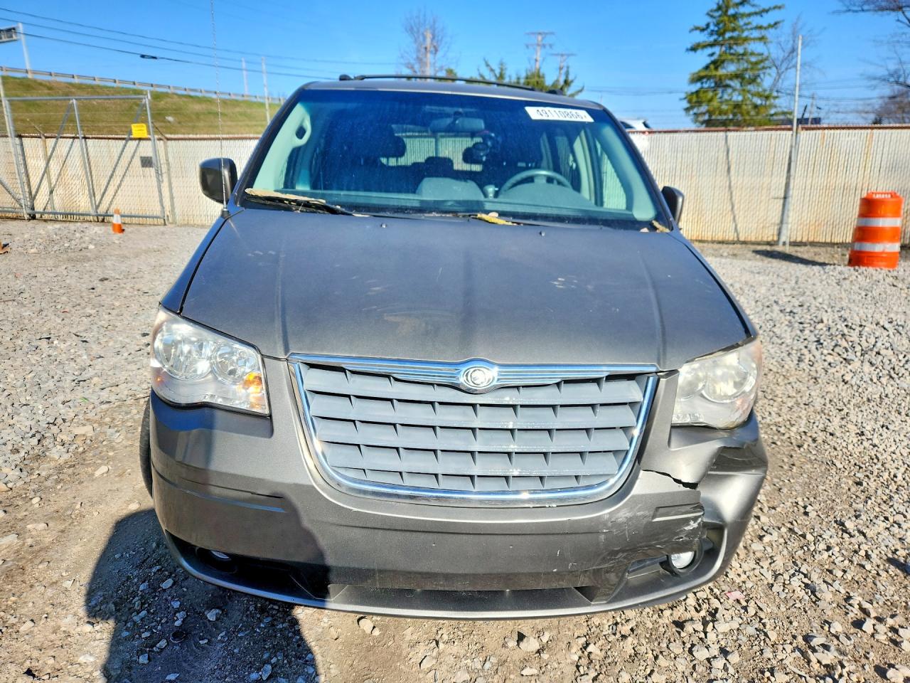 2010 Chrysler Minivan VIN 2A4RR5D17AR344911 photo 5