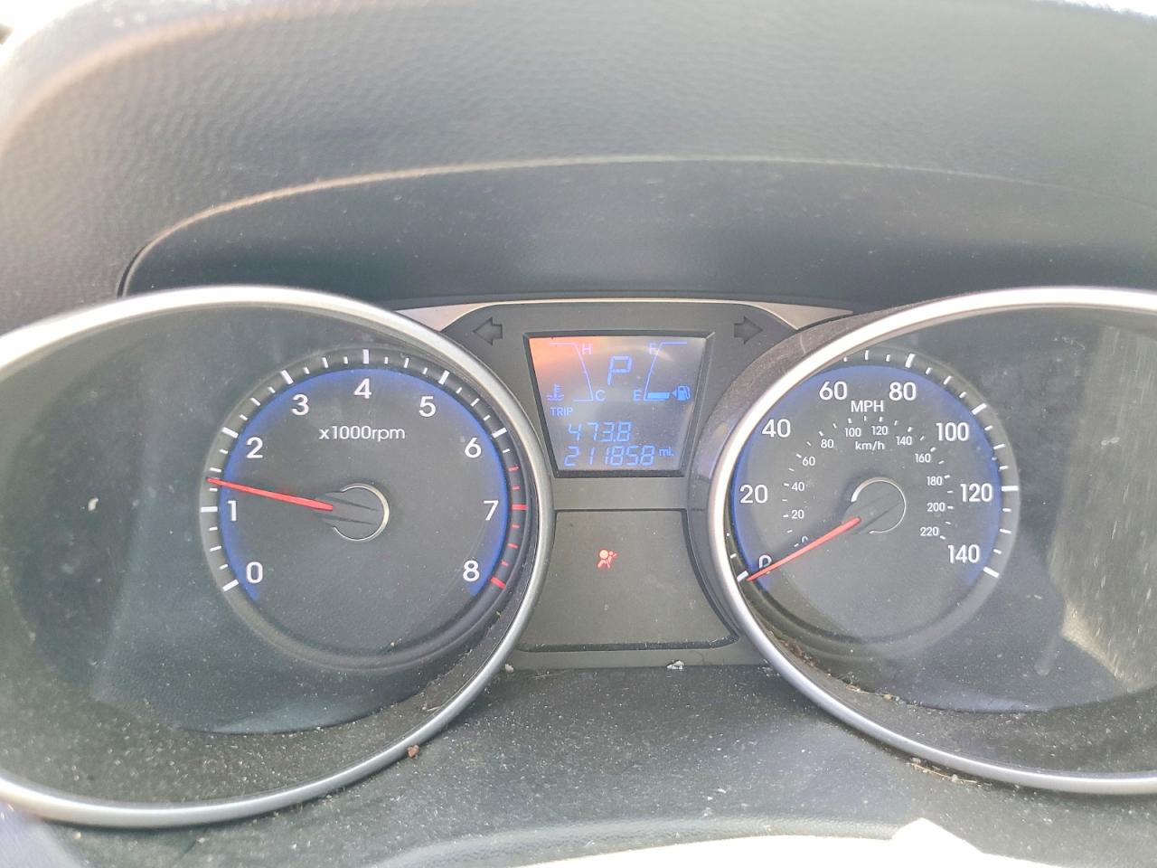 2011 Hyundai Tucson VIN KM8JU3AC0BU129124 photo 9