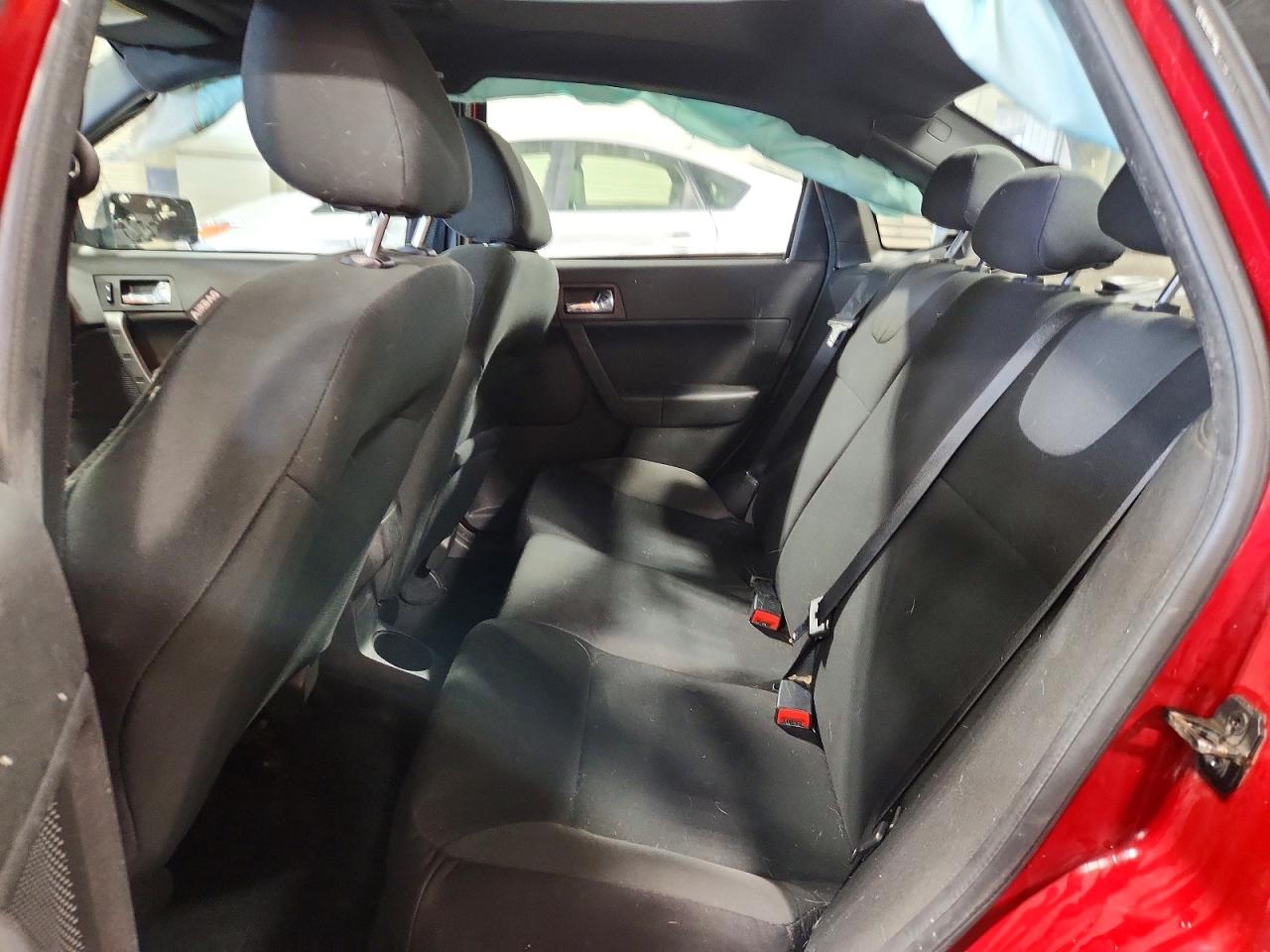 2009 Ford Focus VIN 1FAHP36N79W263847 photo 10