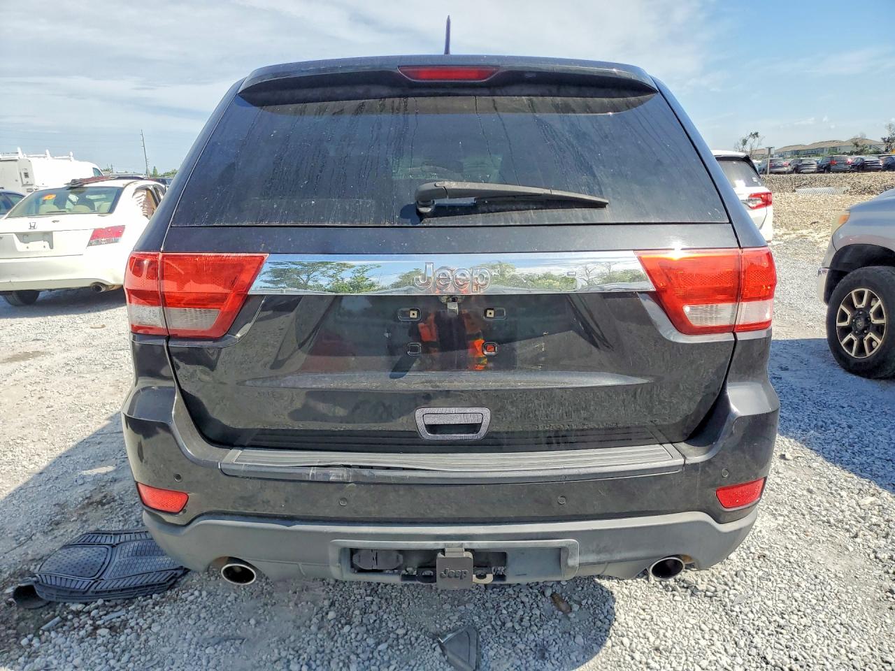 2011 Jeep Cherokee VIN 1J4RS4GT0BC513799 photo 6