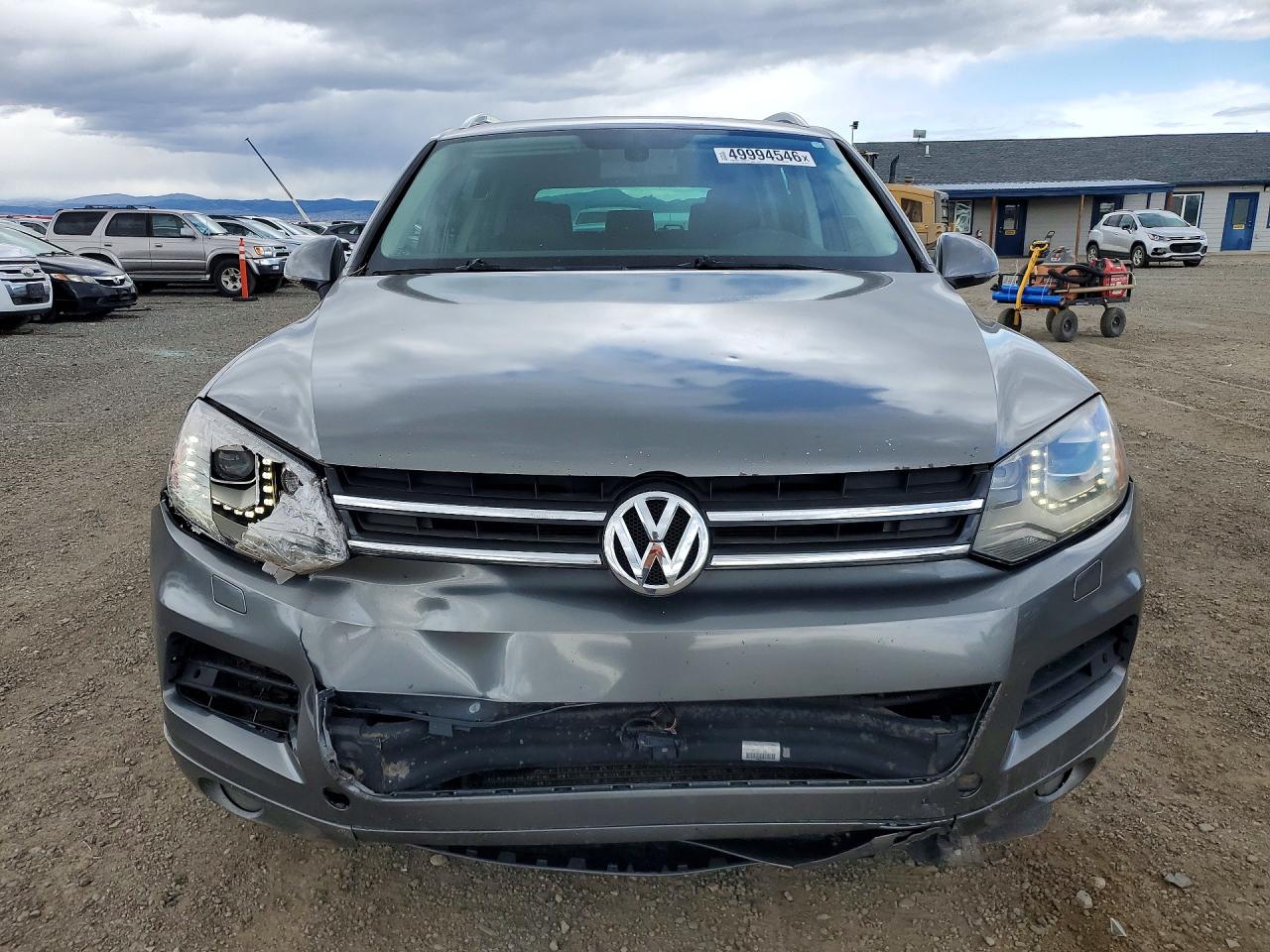 2011 Volkswagen Touareg VIN WVGFF9BP3BD002243 photo 5