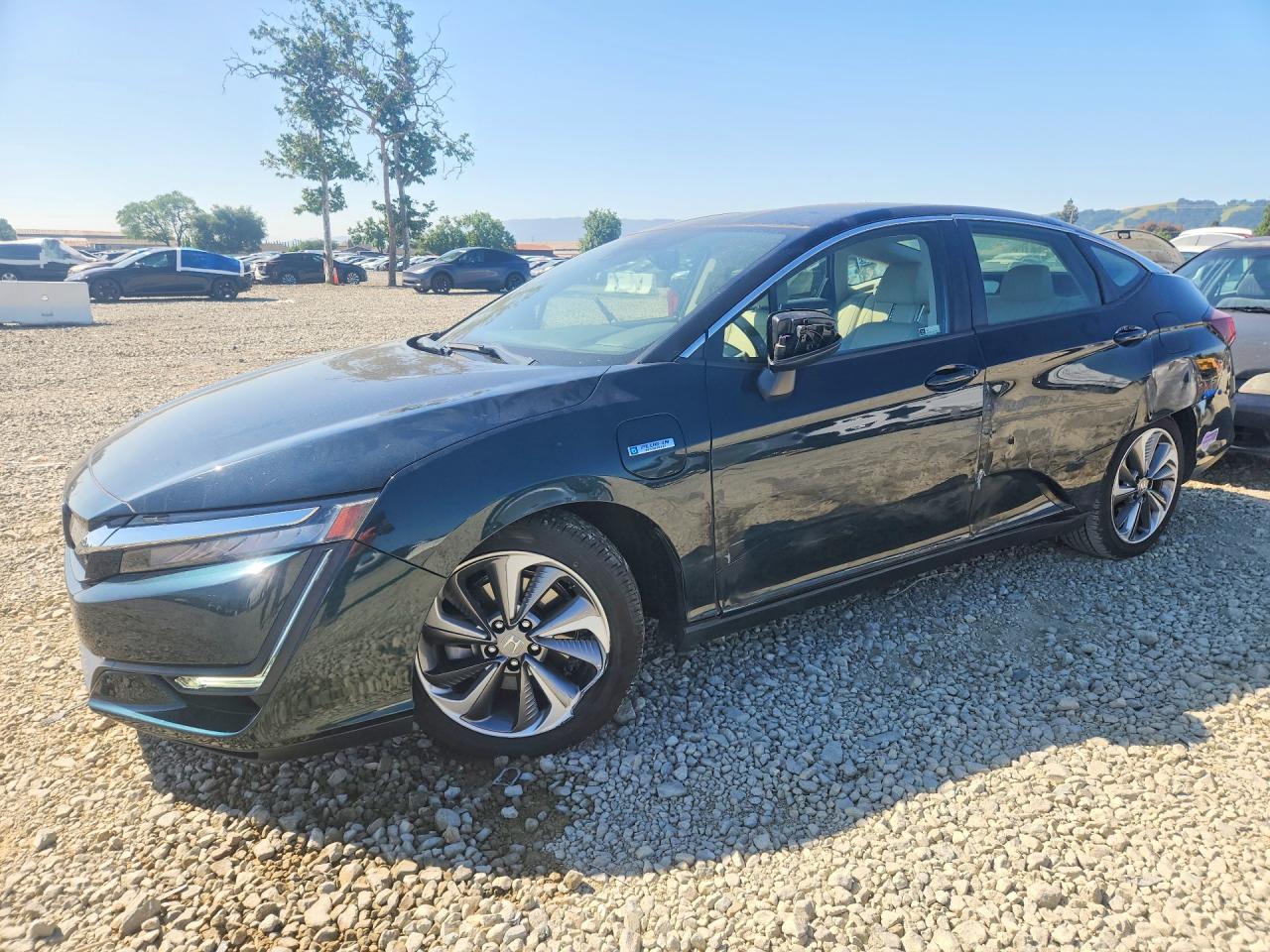2019 Honda Clarity VIN JHMZC5F12KC003641 photo 1