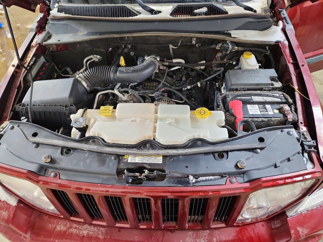 2008 Jeep Liberty VIN 1J8GN28K58W208183 photo 12