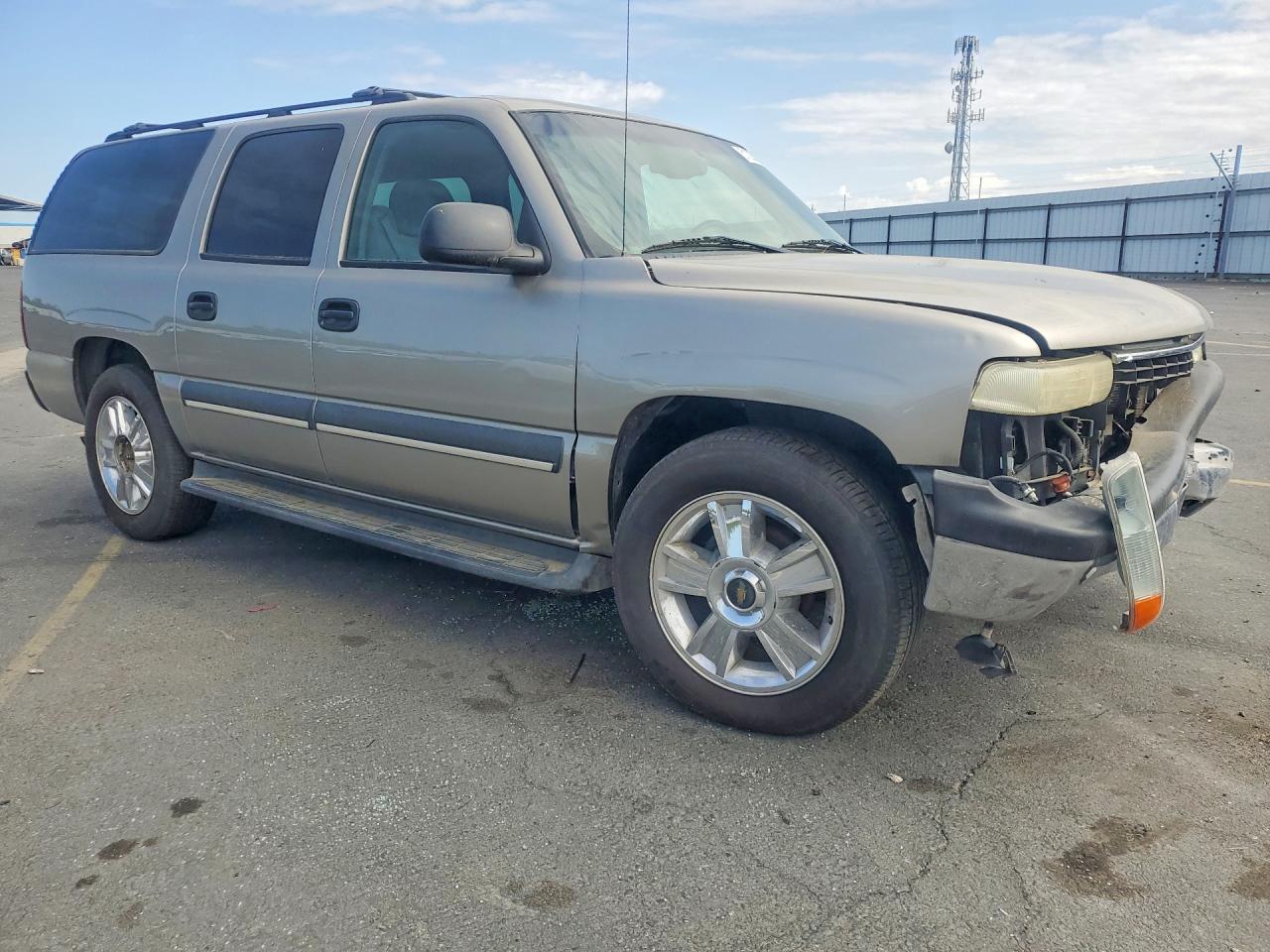 2003 CHEV Suburban VIN 3GNEC16T13G246356 photo 4