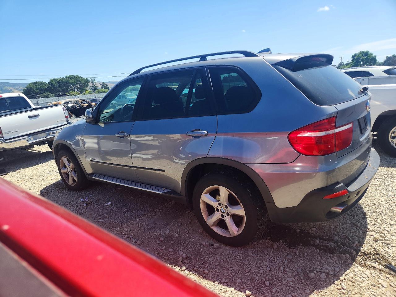 2010 BMW X5 VIN 5UXFE4C54AL385281 photo 2
